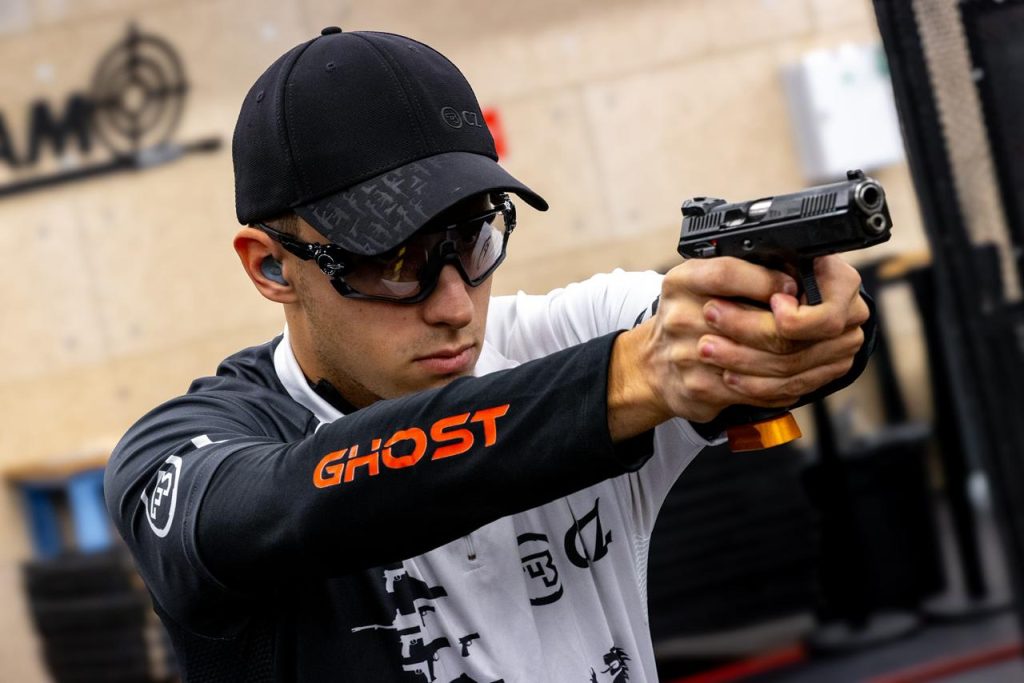 Pablo Duran_GhostInternational_Ghostholster_Team Pablo-Duran_GhostInternational_Ghostholster_Team